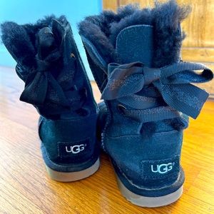 UGG Kids Classic Bailey Bow Boots